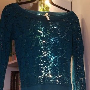 Lace longsleeve top